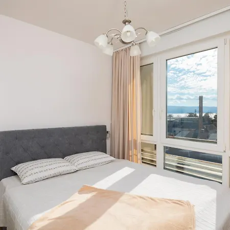 Luxury Cream Apartman Omiš
