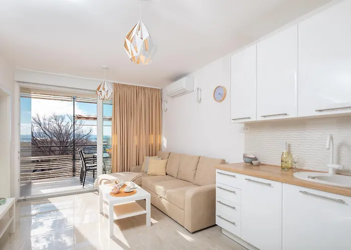 Luxury Cream Apartmán