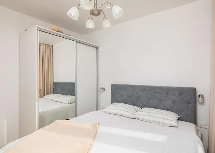 Luxury Cream Omiš